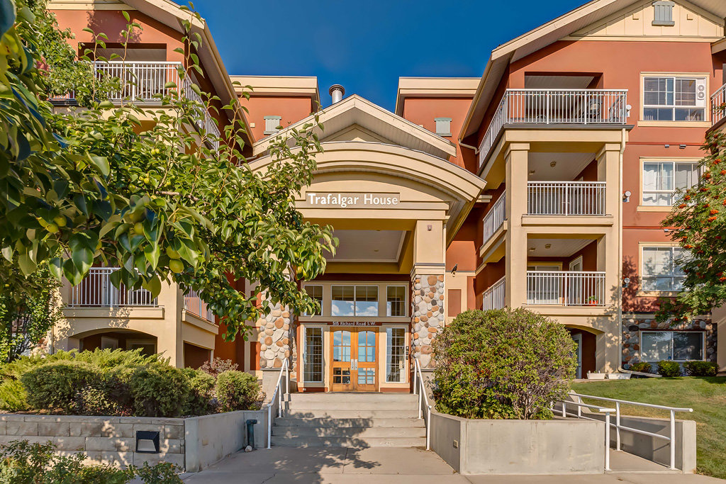 Lincoln Park Calgary House for sale Chamberlain Real Estate Group